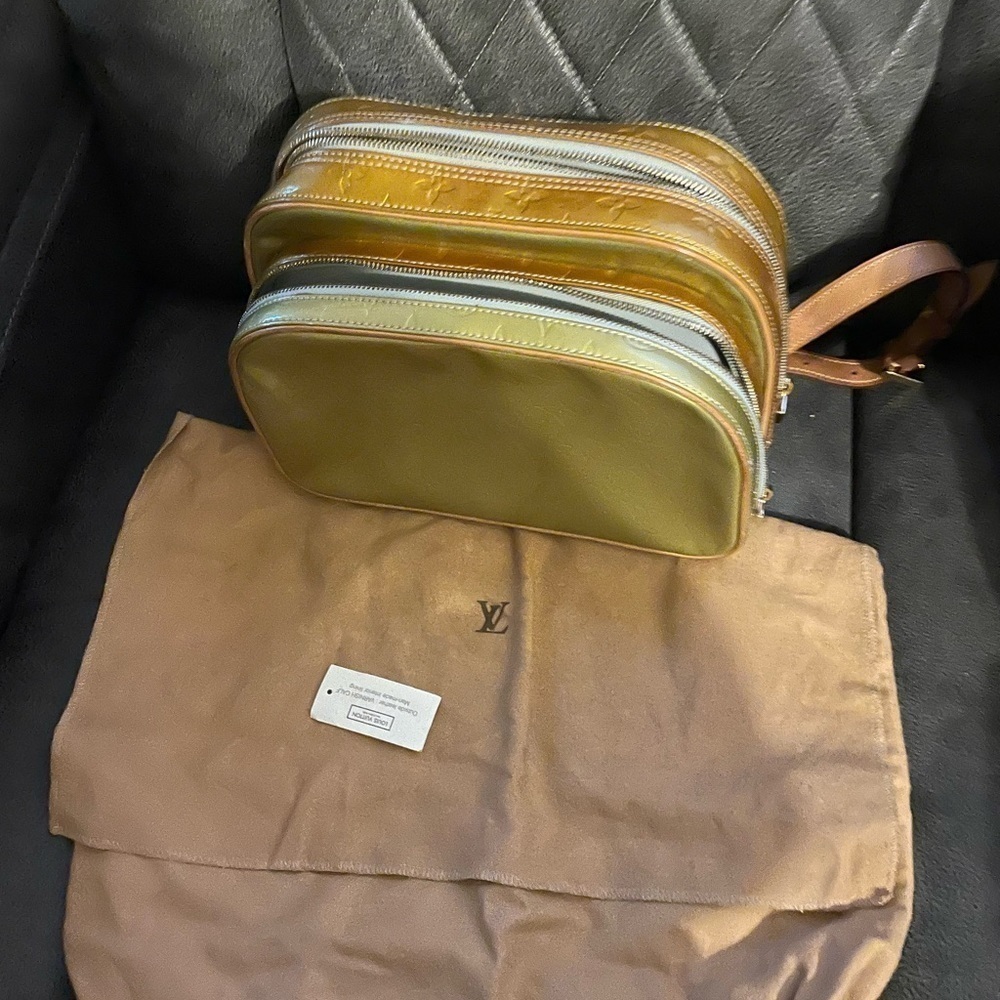 Authentic LV Vernis Monogram Backpack Two Tone - Picture 1 of 13